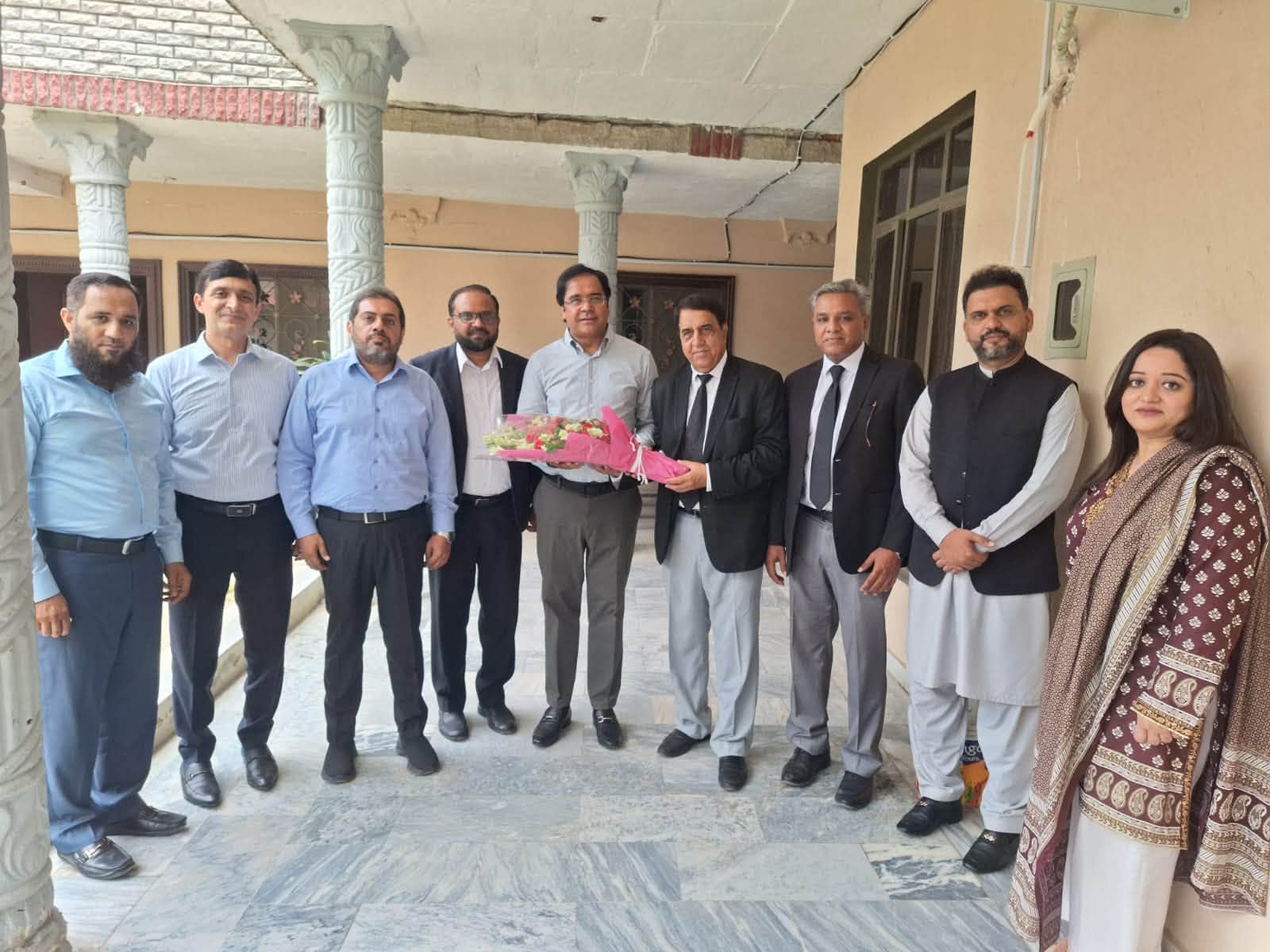 Mr. Amir Saeed Rawn